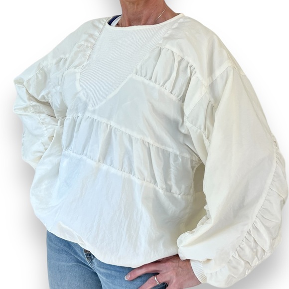 Z. Cavaricci ruched sweatshirt oversized fit in eggshell white, size 3 - Picture 3 of 10